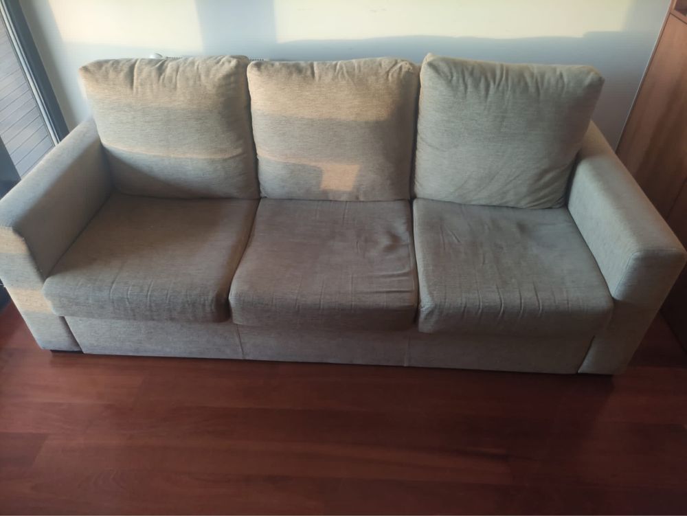 Sofa 3 lugares beje