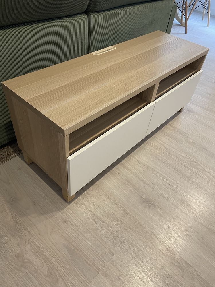 Móvel de TV Bestå (IKEA)