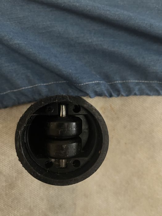 Cama  base sumier em bom estado