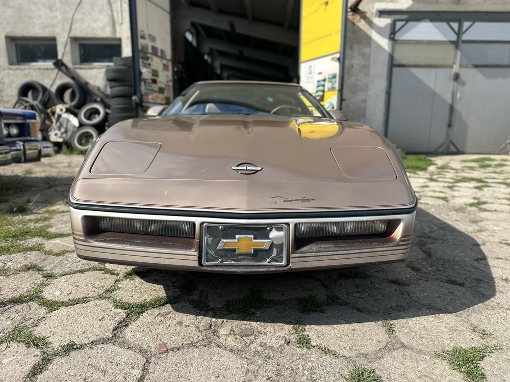 1985r Chevrolet Corvette 5.7 V8 automat polecam