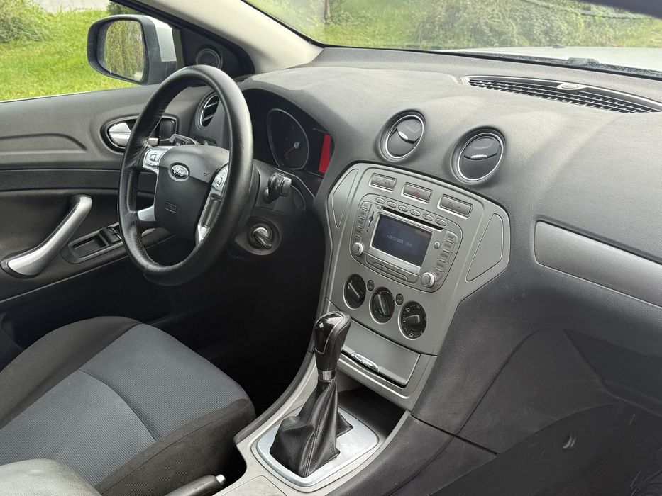 Ford mondeo 2.0 tdci 140KM automat douarshift dobra skrzynia