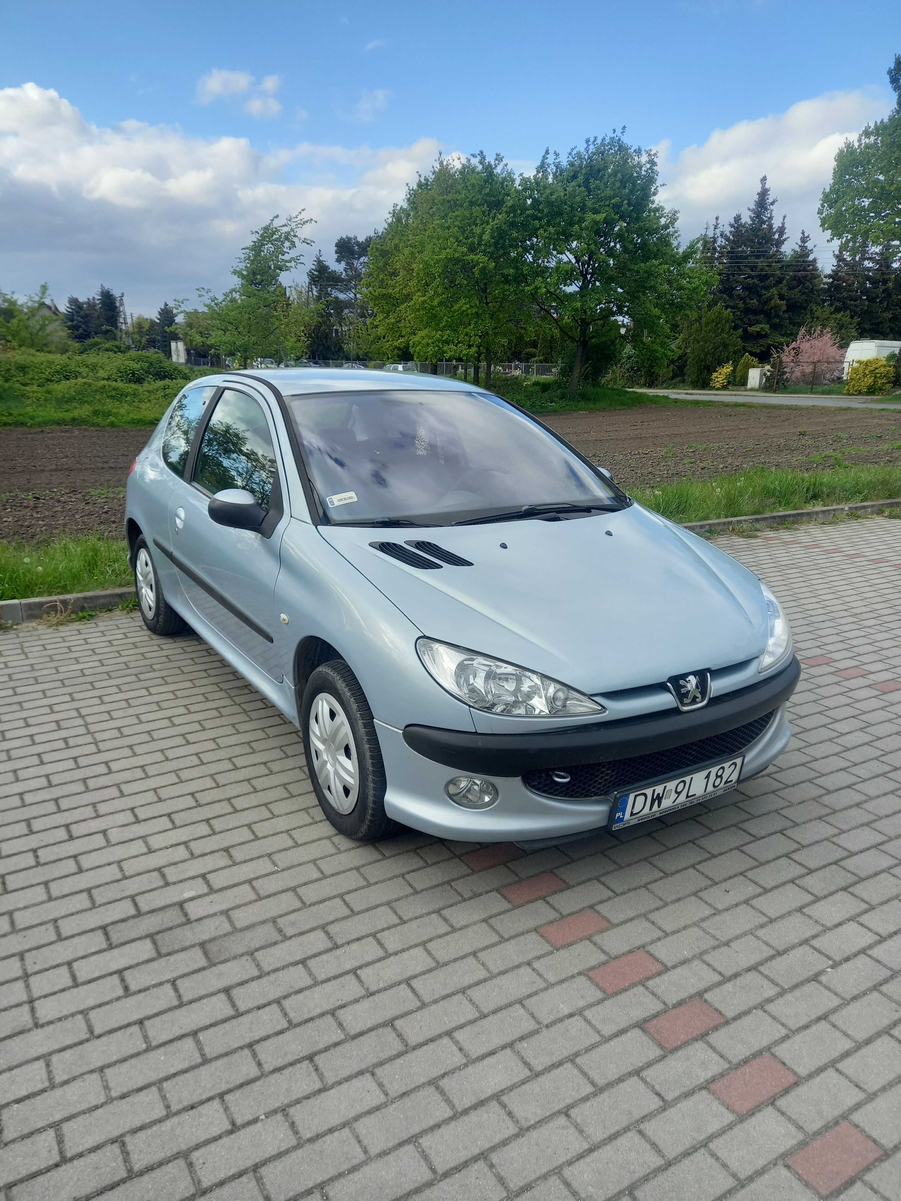 peugeot 206 , 1,4 hdi , bezwypadkowy , climatronik , lift