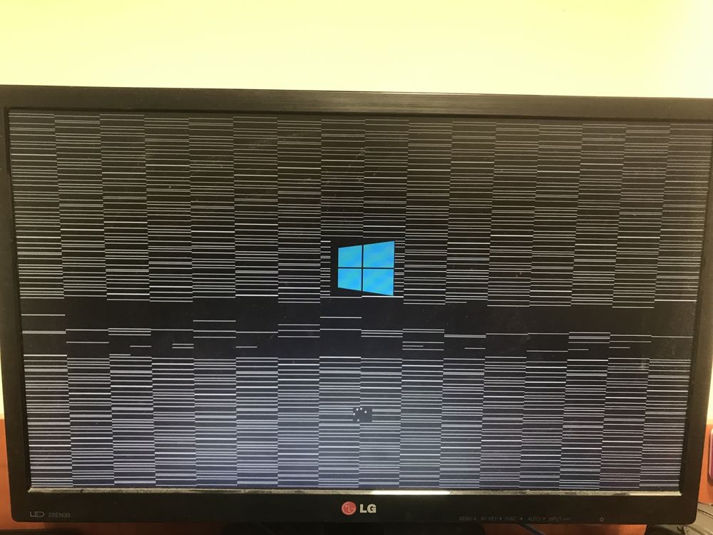 Karta graficzna GTX 560 TI - Uszkodzona