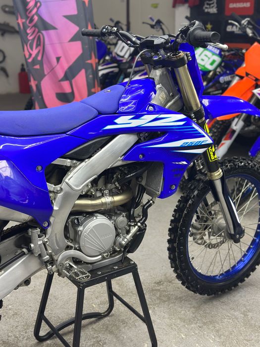 Yamaha YZF 250 cc rok 2025 - 45 mth -