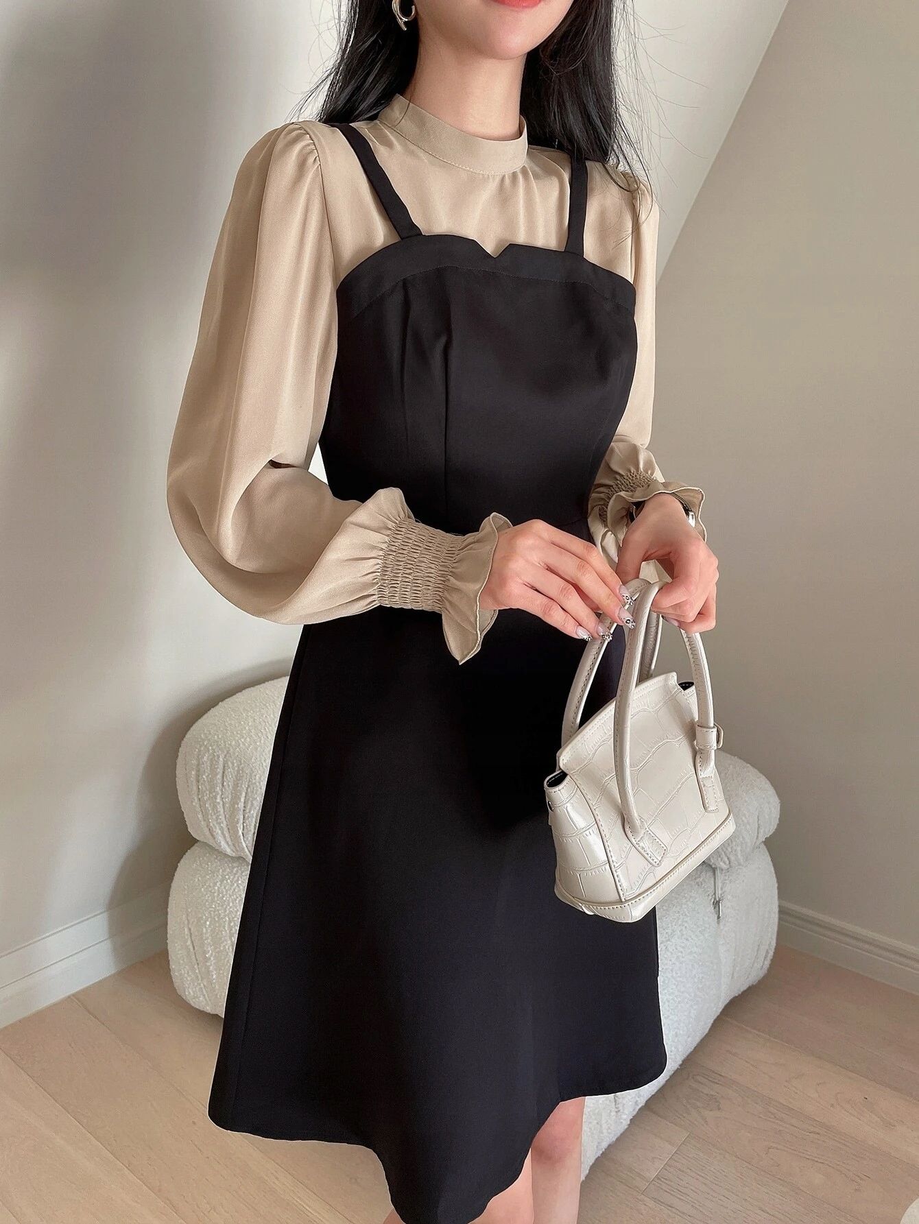 Sukienka Elegancka Mini Rozkloszowana Dwukolorowa Dazy Xxs 32