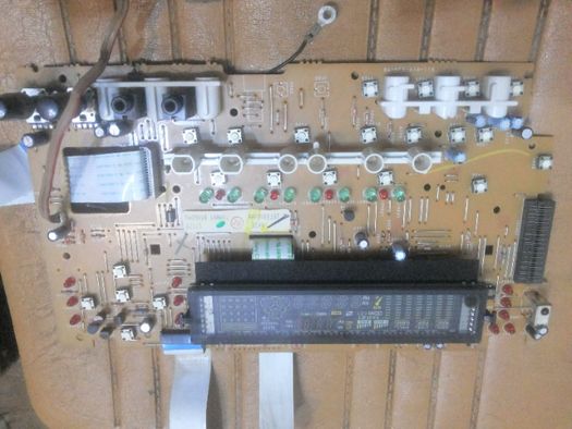 Stereo receiver Aiwa NSX-AV80 на запчасти.