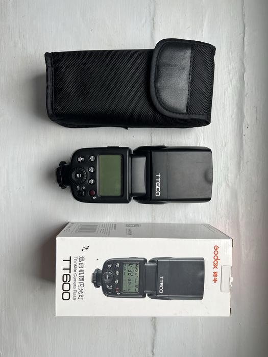 Вспышка Godox tr600