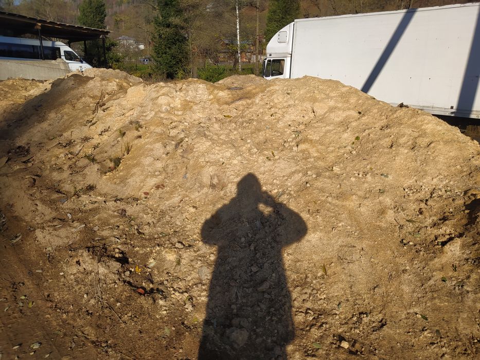 Віддам тирсу даром