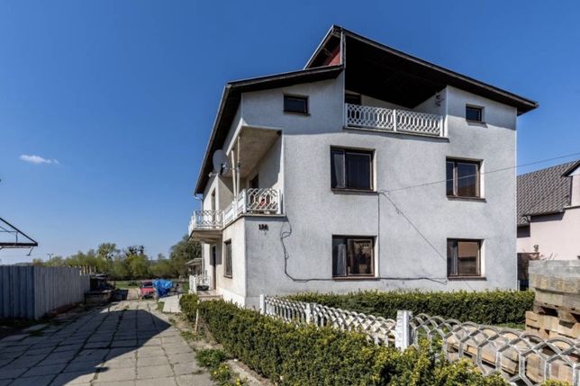 Продам будинок у словакії