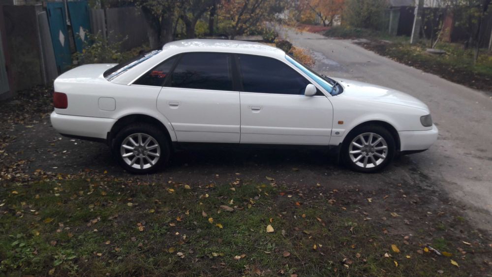 Аydi A6 C4 2.6 автомат