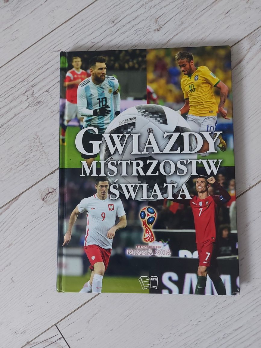 Zestaw 3 książek tematyka pilkarska