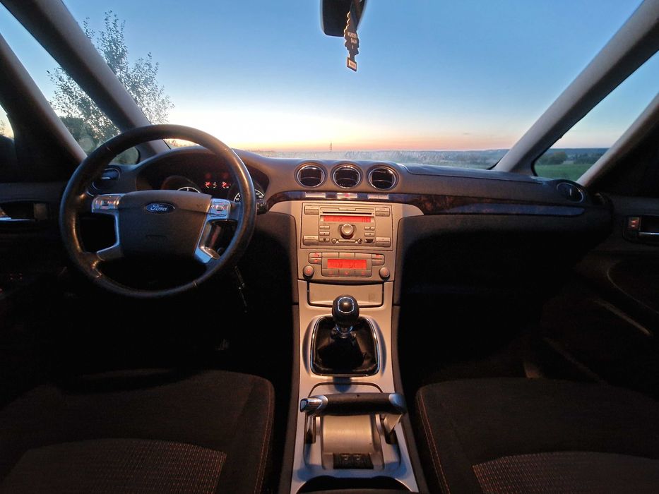 Ford Galaxy II GHIA 7-osobowy