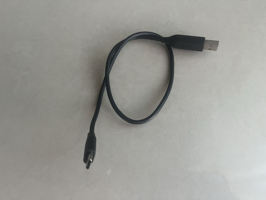 Cabos de carregamento e hdmi