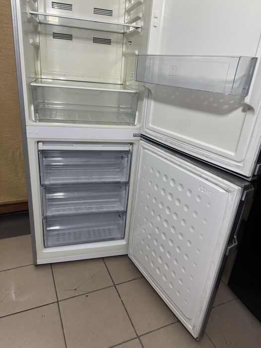 Холодильник з морозилкою Beko No frost (суха заморозка)