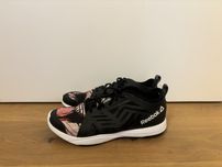 Кросівки жіночі Reebok 38 розміру