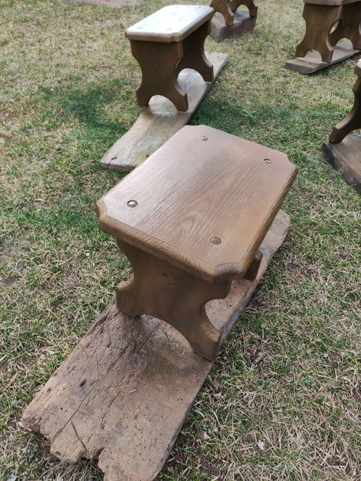 Стільчики.Табурет.скамейка з дерева