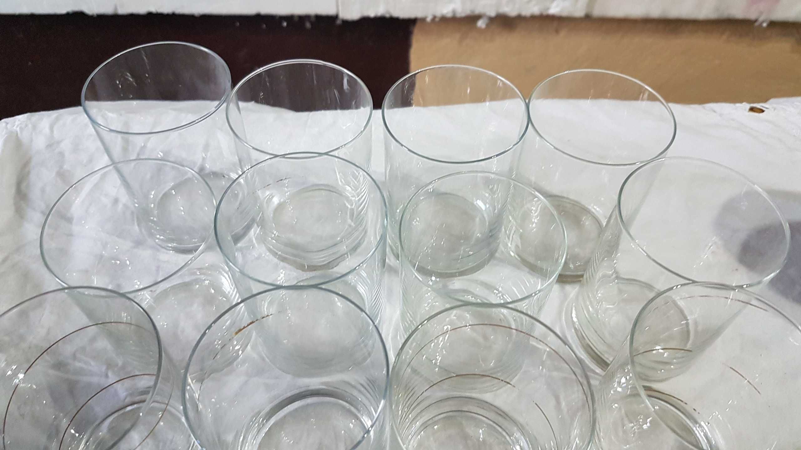 12 szklanek pamiątka prl dla kolekcjonerów