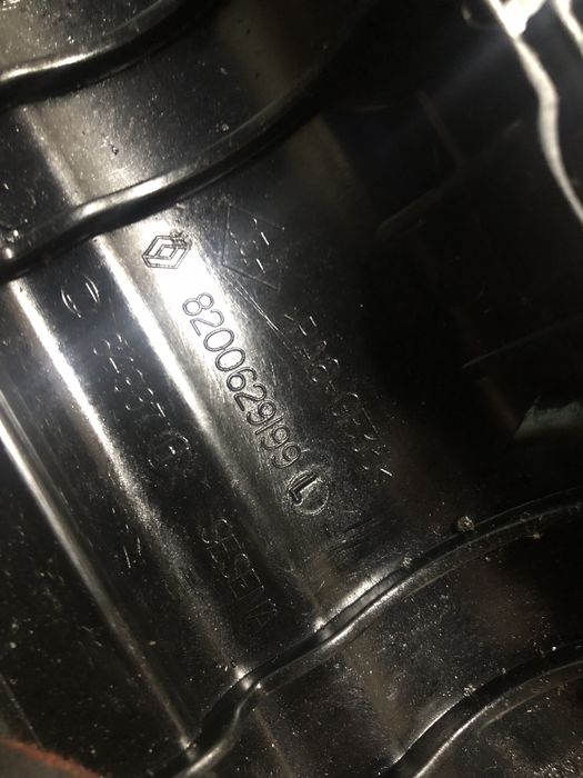 Кришка клапанна DACIA RENAULT NISSAN 1.5 DCI 8200629199