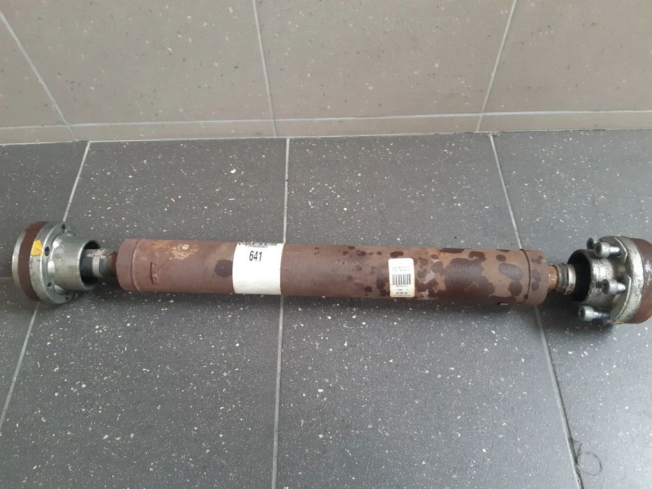 Wał napędowy JEEP GRAND CHEROKEE WK2 5,7 HEMI