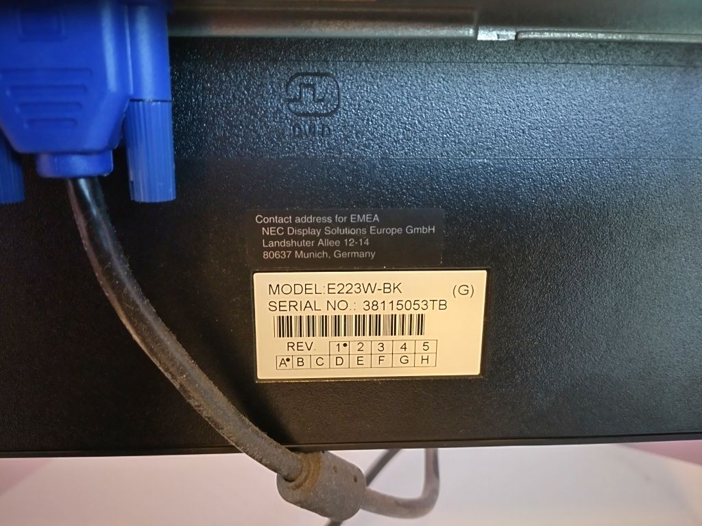 Monitor NEC 22 cale przekątna