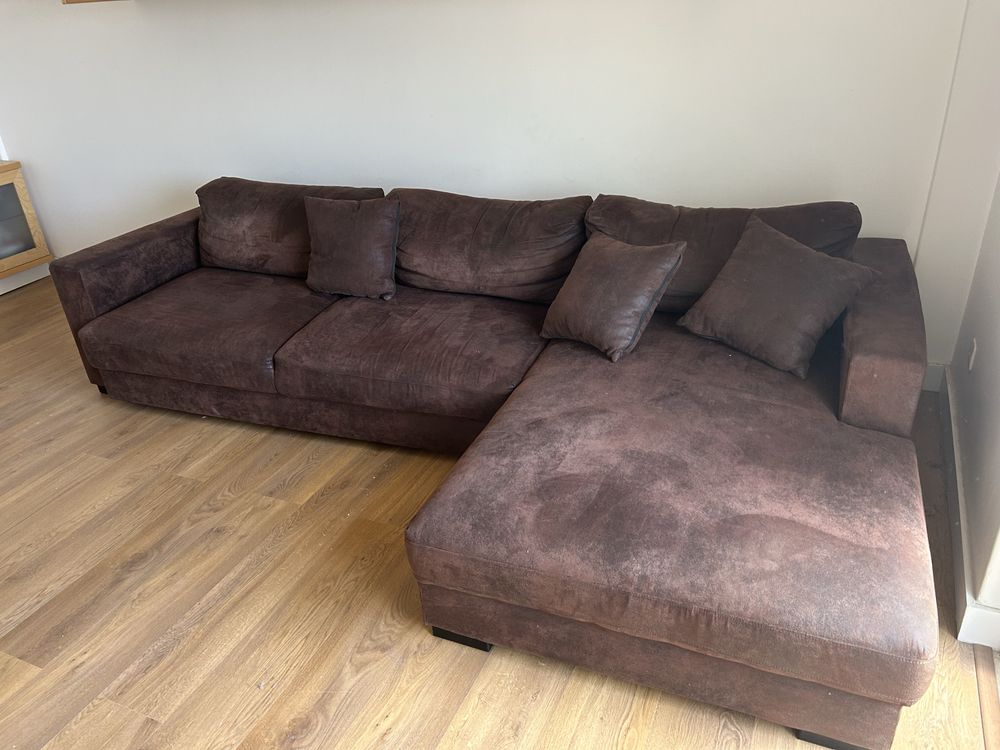 Sofa com chaise longue