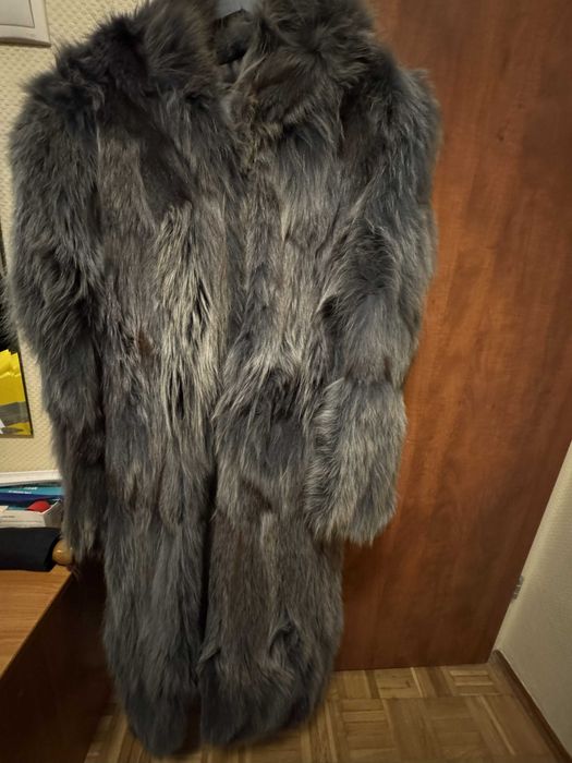 Sprzedam futro naturalne z jenota z kapturem