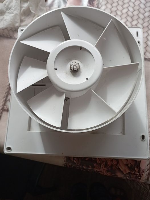 Витяжний вентилятор Vents 150MA.побутовий витяжний вентилятор.витяжка