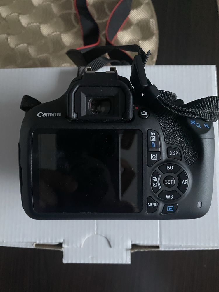 Lustrzanka Canon EOS 1200D