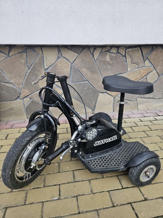 Електросамокат Трицикл