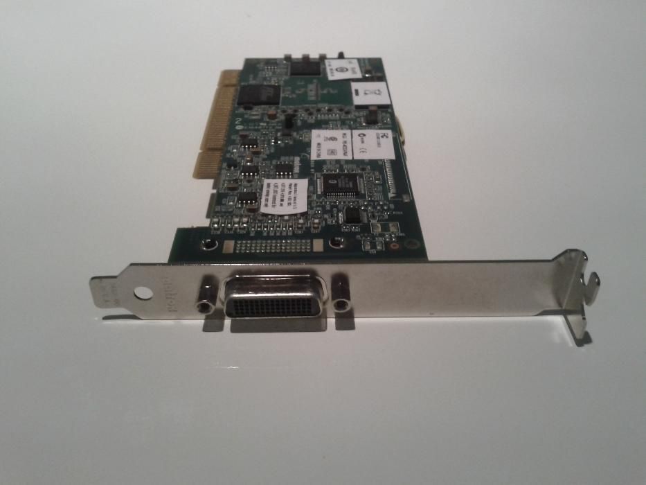 Placa Gráfica Matrox PCI P650 64M (P65-MDDAP64F)