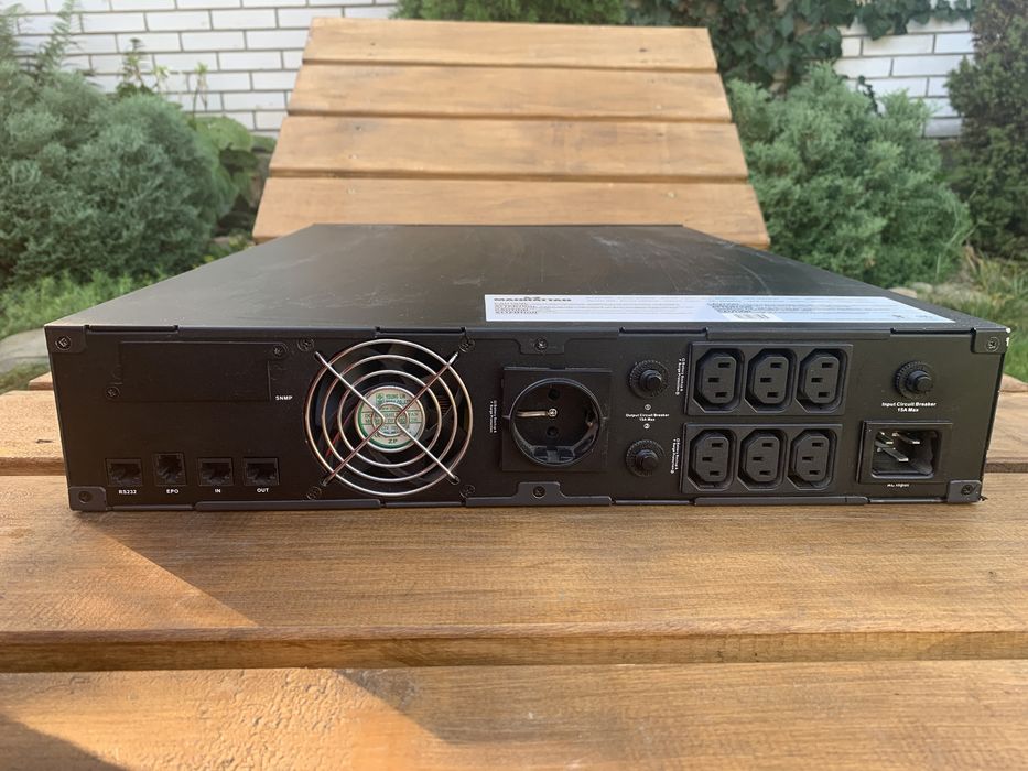Серверний ДБЖ UPS 2000VA