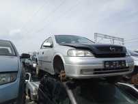 Opel Astra 2 na części