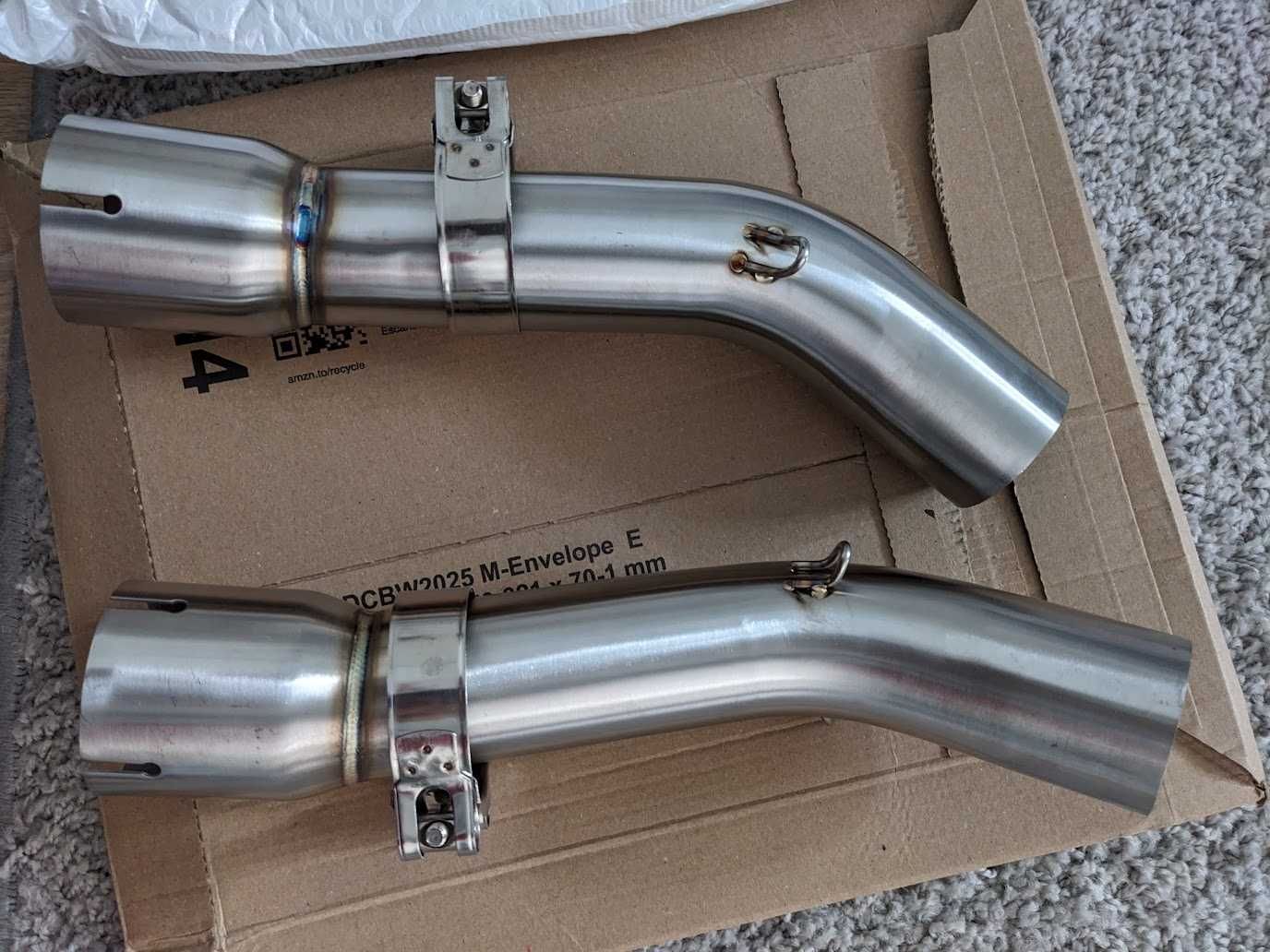 Rura środkowa tłumika motocykl Yamaha FZ1 / FZ1-N 2006/2015 nieużywana