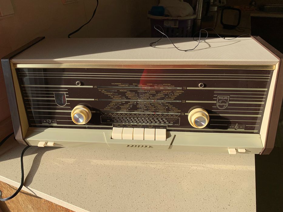 Rádio antigo Philips 100% Fm / Am /Sw
