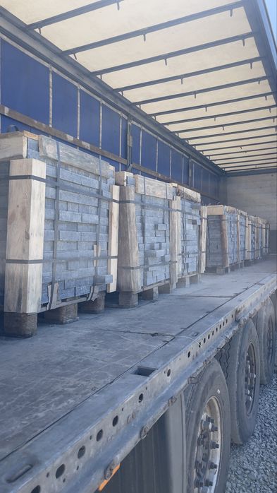 Продаж Гранітний камінь ПоРебрик Бордюр