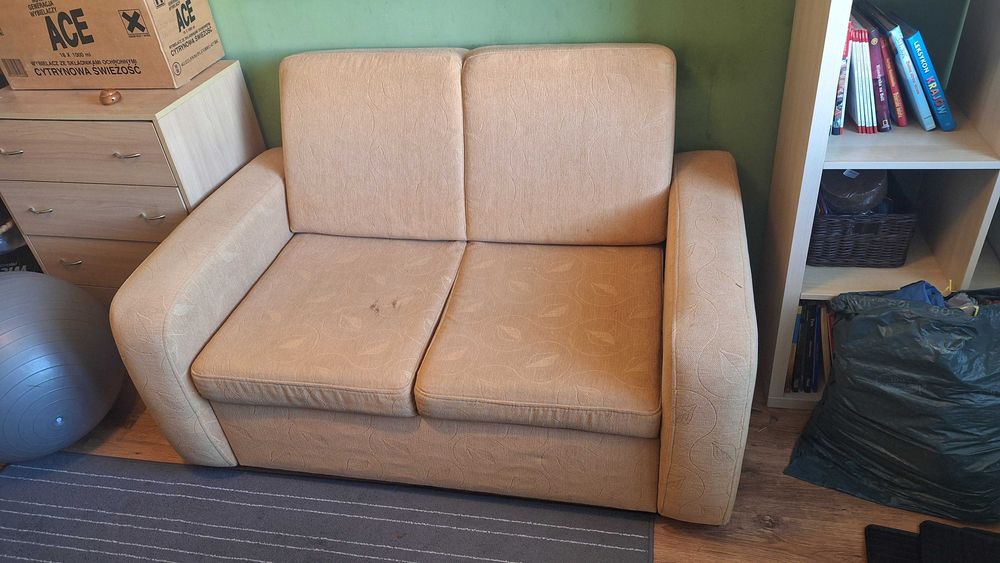 Sofa w kolorze piaskowym 190 x 110