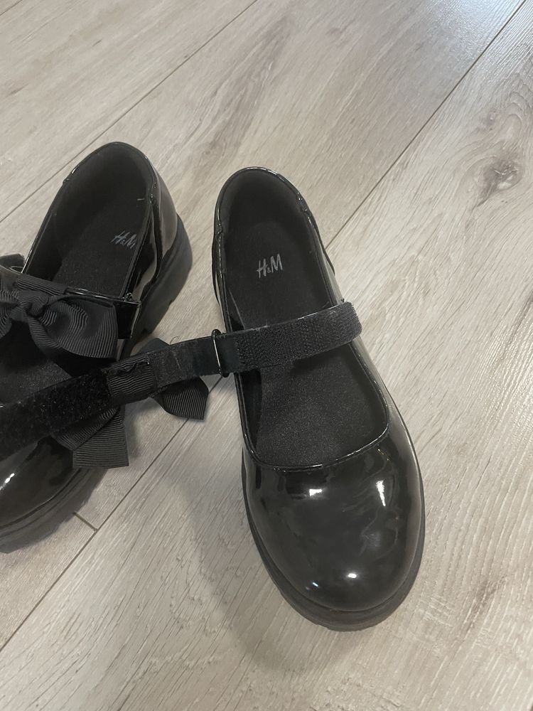 Buty pantofle hm 30