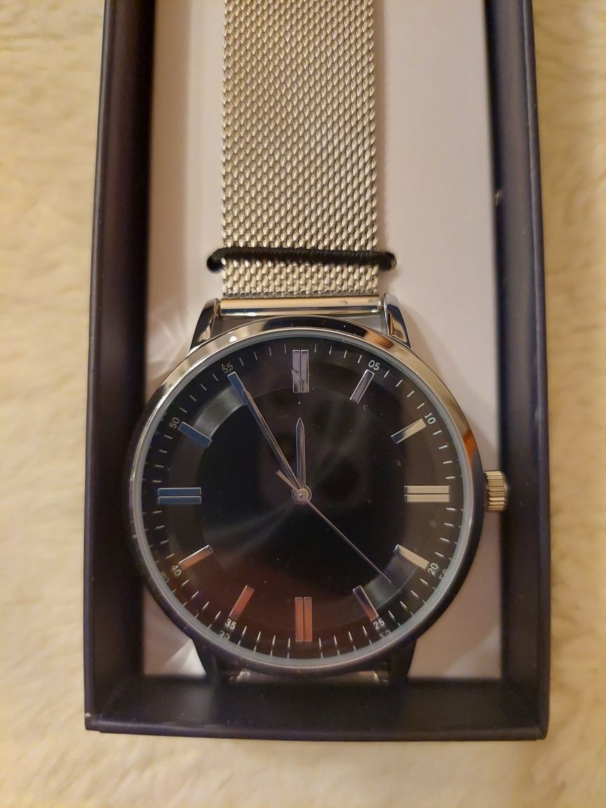 Zegarek meski czarna tarcza srebrna bransoletka nowy