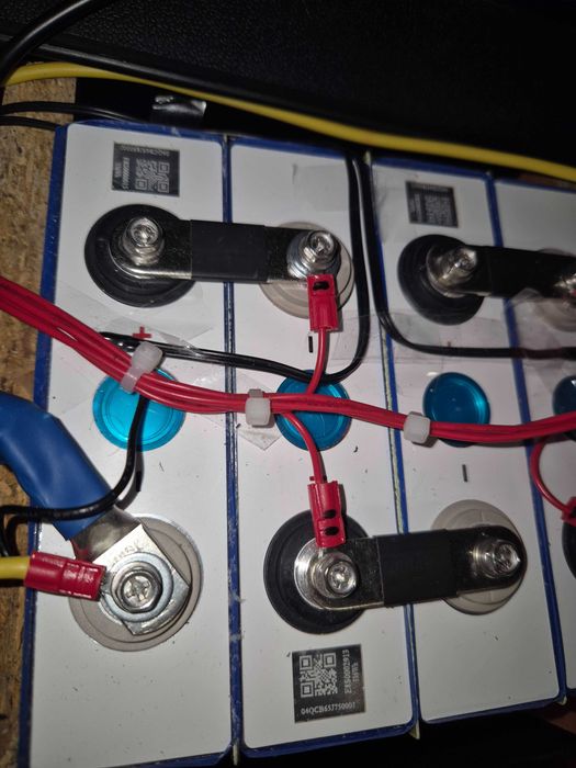 Акумуляторна збірка LiFePO4  105 Аг (105 Ah)