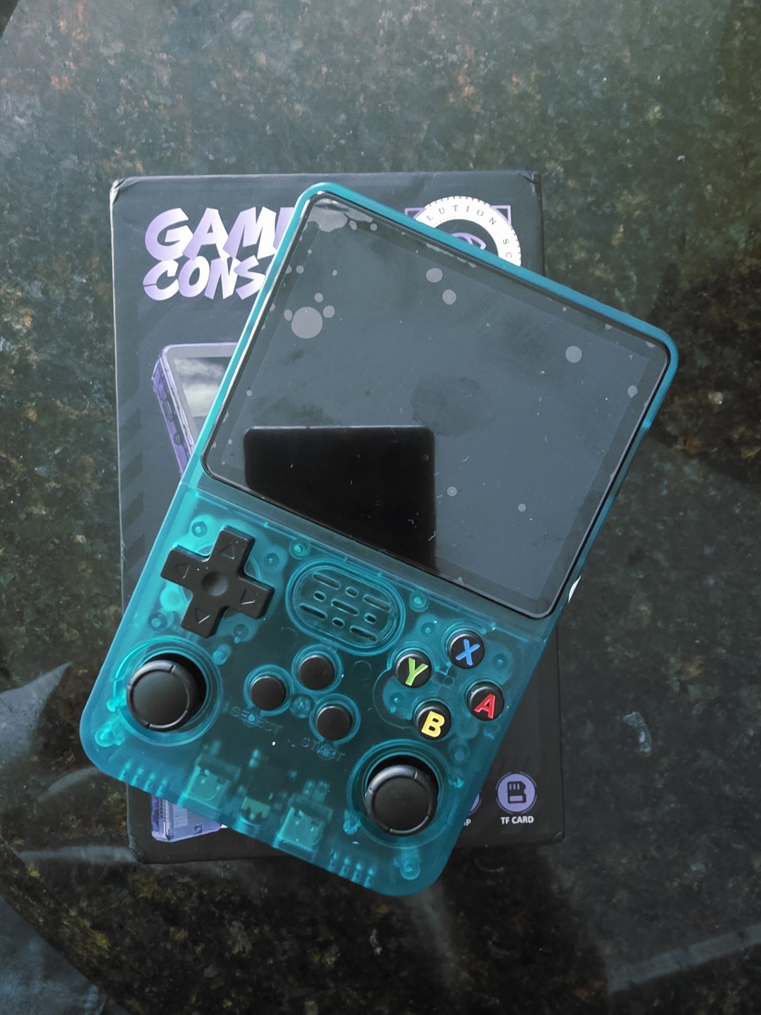 Game consola R36s
