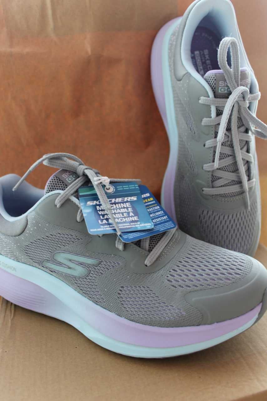 Продам нові кросівки Skechers (оригінал), розмір 41