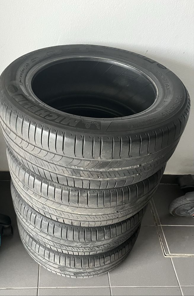 4 pneus Michelin energy saver 205/55 R16 70% piso