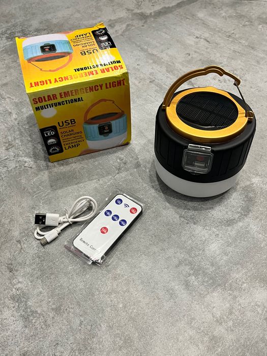 LED ліхтар-павербанк з сонячною батареєю та USB зарядкою.