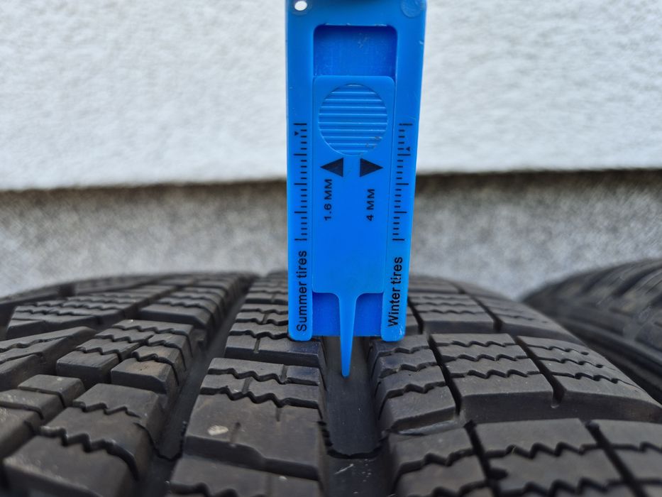 Koła BMW 205/50 R17 5x120 Felgi Opony Zimowe Hankook 7mm