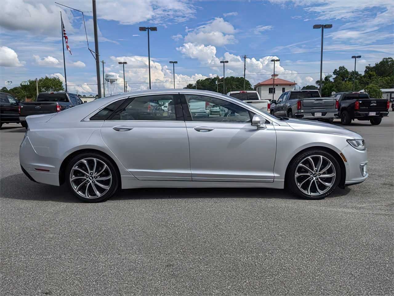 Lincoln MKZ 2019