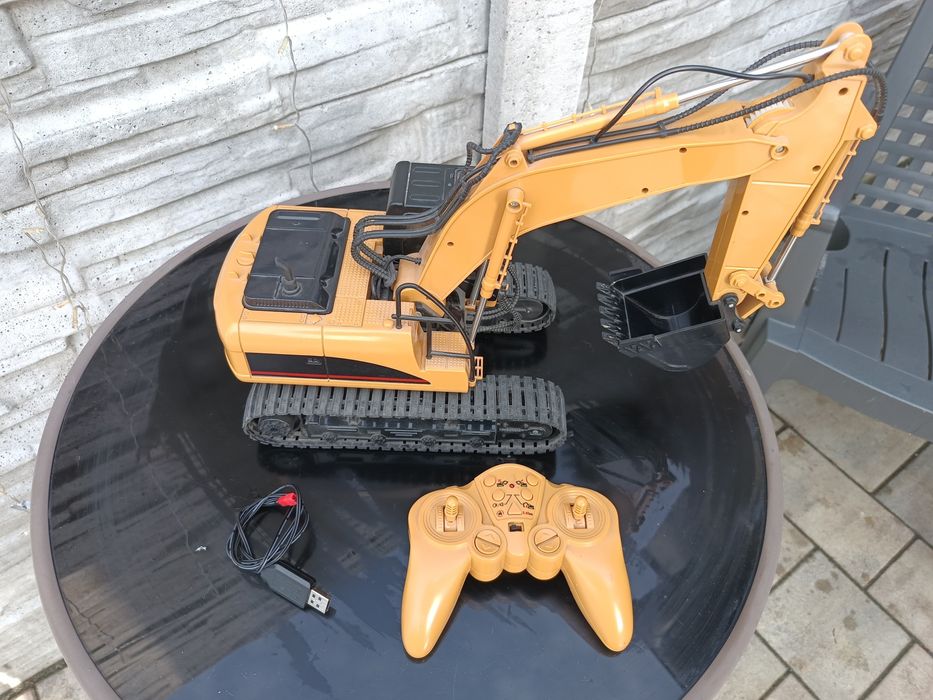 Koparka zdalnie sterowana