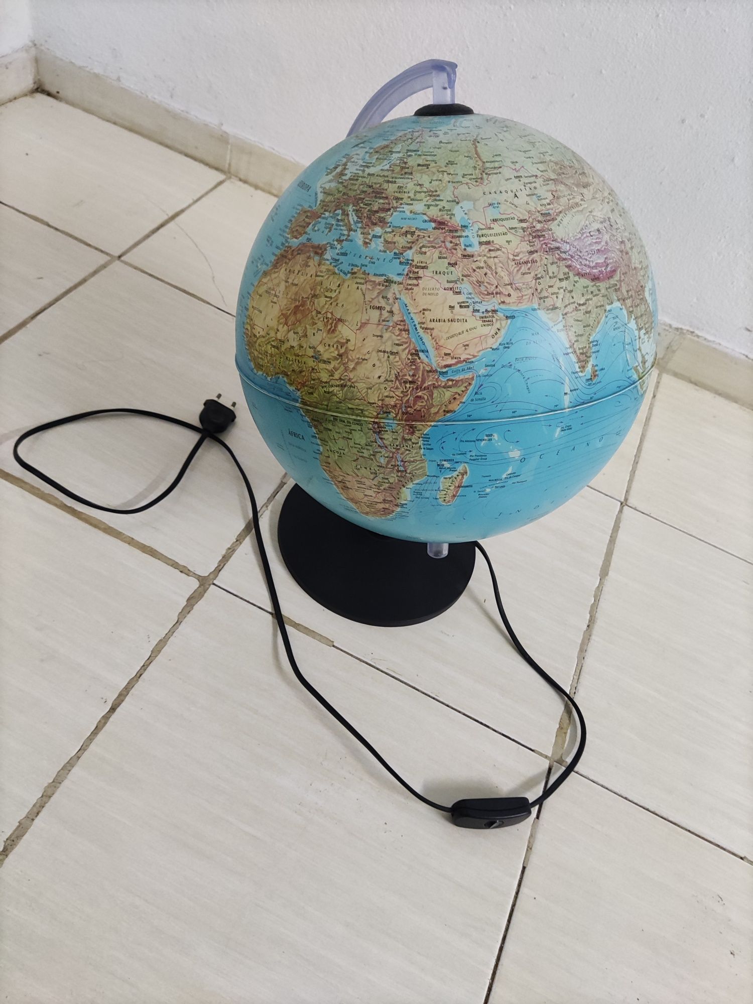 Vendo Globo do mundo