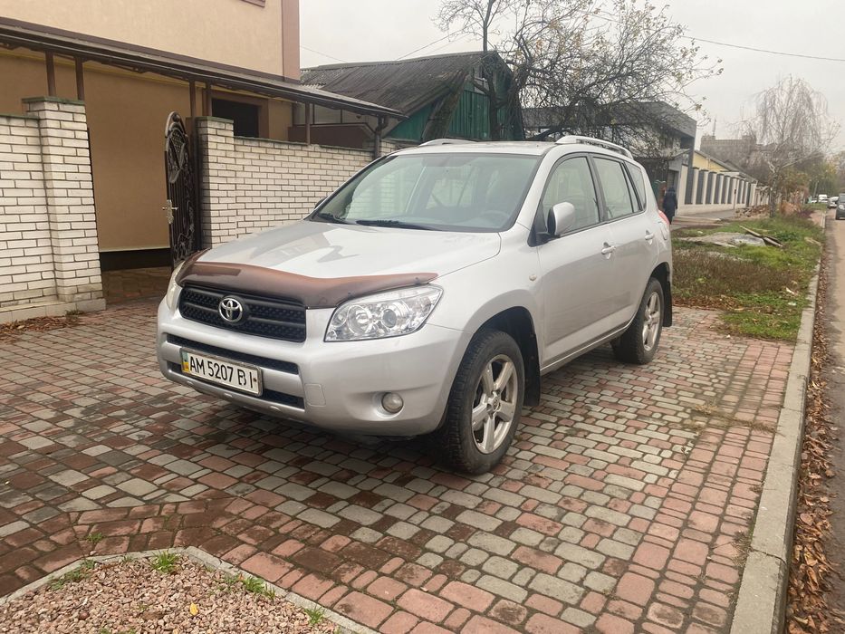 Продам Тойоту Рав 4 2007 рік автомат