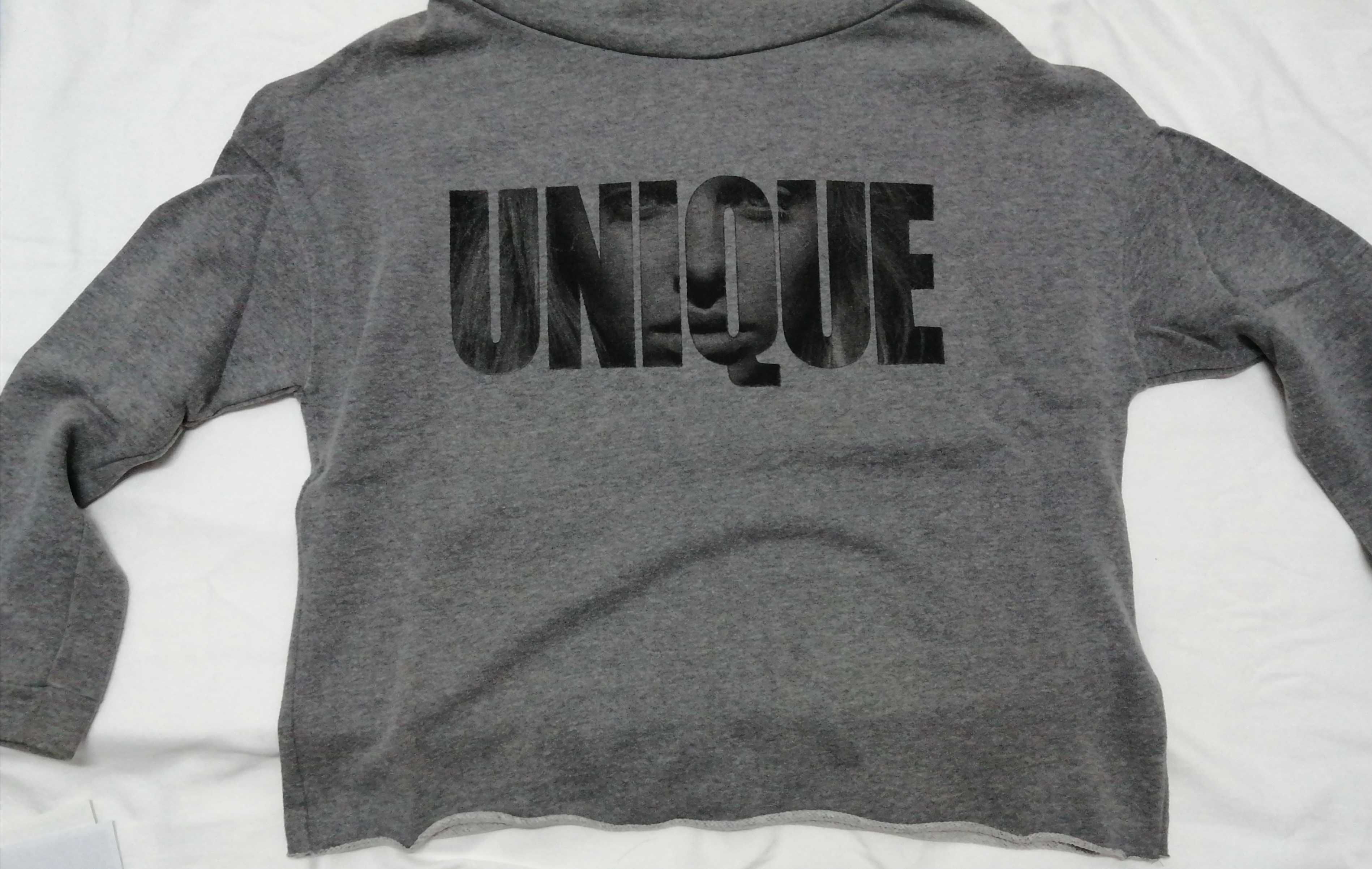 Sweat cinzenta com gola