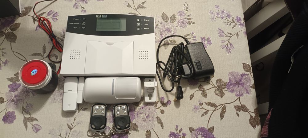 Alarm GSM 4G na kartę sim, w zestawie: czujnik ruchu, czujnik otwieran